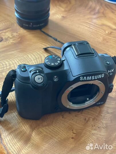 Фотоаппарат samsung NX 10