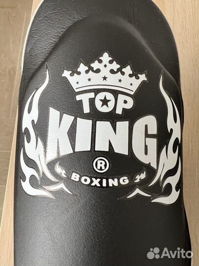Боксерские перчатки Top King 10 oz