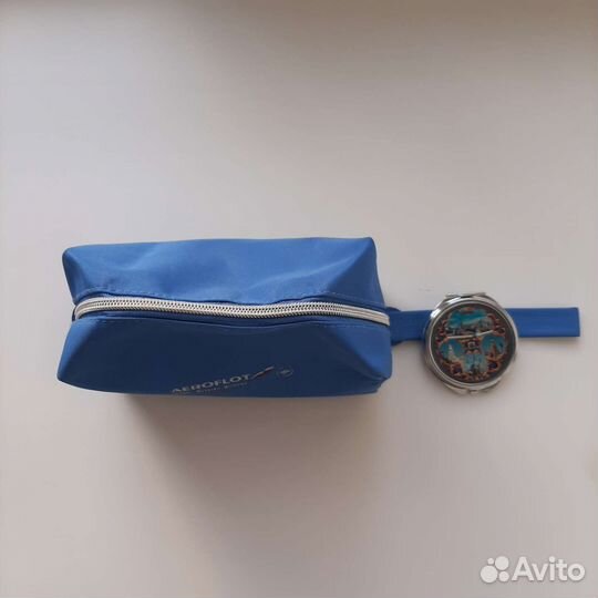 Косметичка и зеркальце