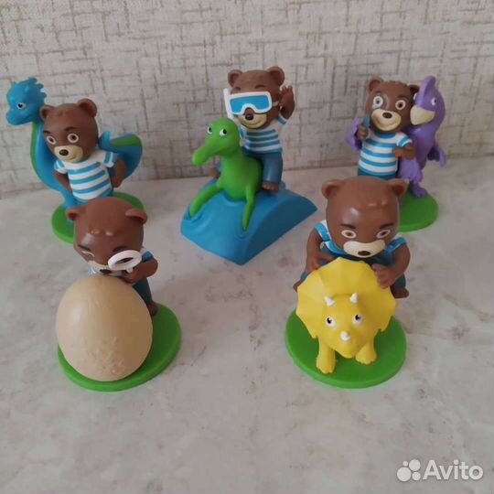 Фигурки Барни из коллекции Дино