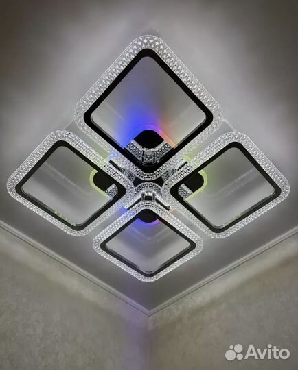 Люстра потолочная