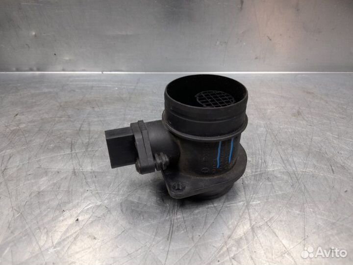 Расходомер воздуха (массметр) Skoda Octavia (A5