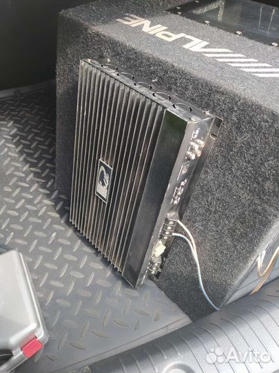 Сабвуфер alpine