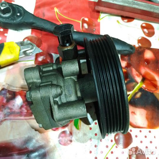 Насос гидроусилителя Hyundai sonata NF