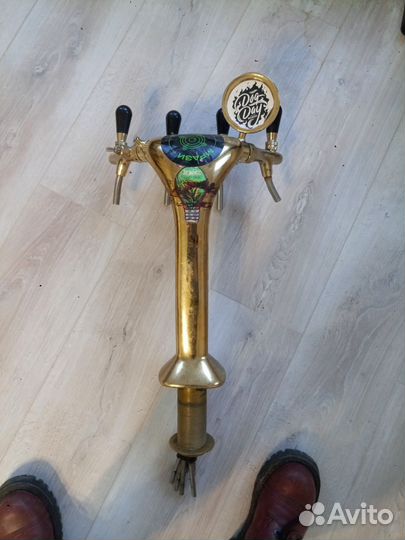 Колонна для розлива пива на 4 крана