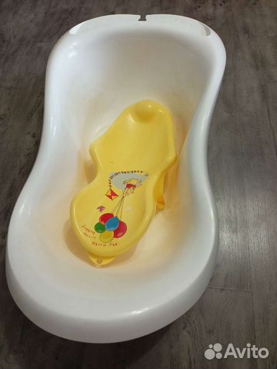 Ванночка для купания с горкой