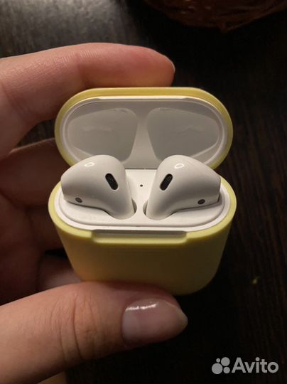 Беспроводные наушники apple airpods оригинал