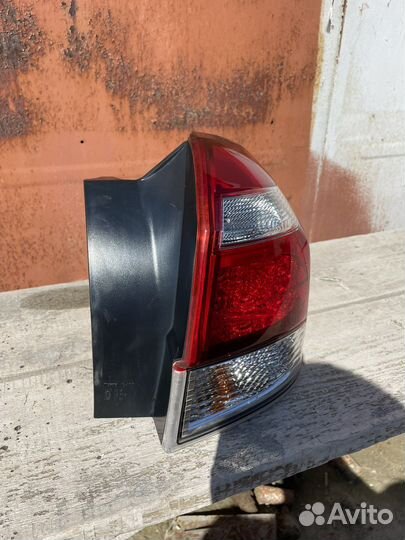 Задняя правая фара Тойота Филдер 2018