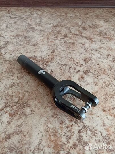 Вилка на трюковой самокат, TilT Stage One