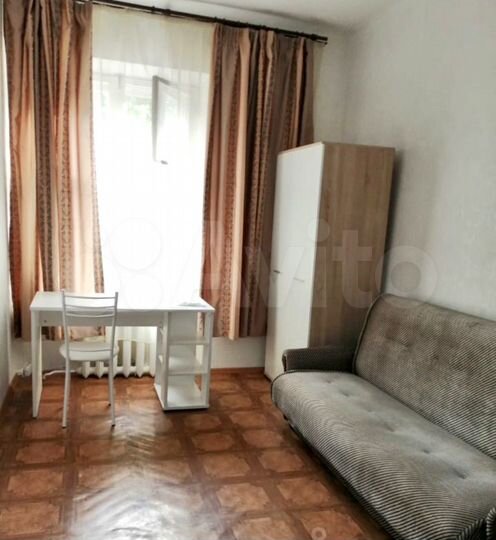 Комната 12 м² в 4-к., 1/5 эт.