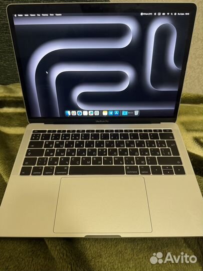 Apple macbook pro 13 2017