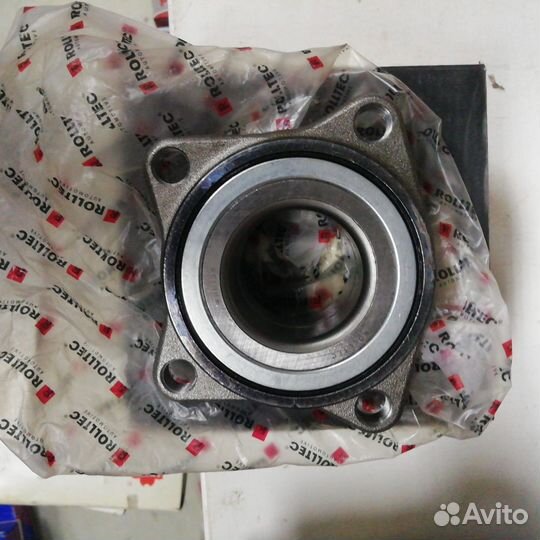 Ступица с подшипником в сборе передняя mitsubishi