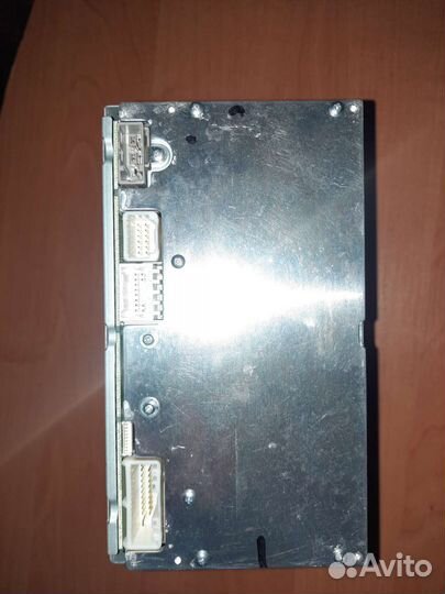 Штатная магнитола на nissan qashqai 1 поколения