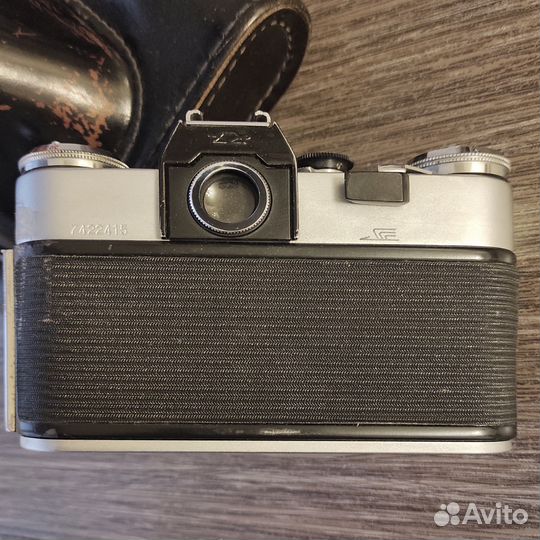 Пленочный фотоаппарат зенит е