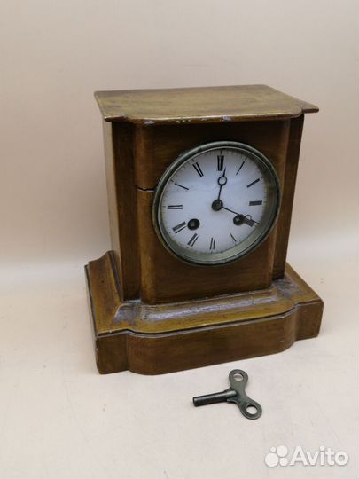 Старинные часы 