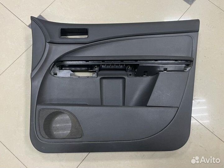 Комплект обшивок дверей Ford C-Max C214 1.8L