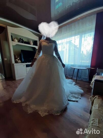Свадебное платье
