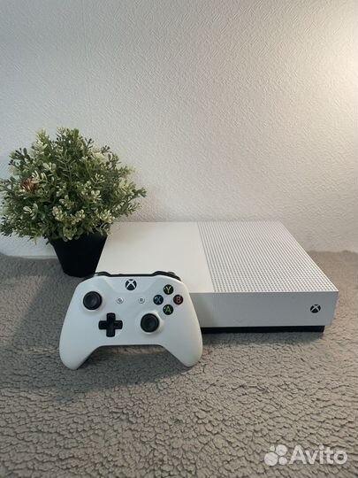 Xbox One s