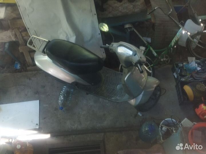 Скутер Хонда Lead 50 двухместный с доставкой