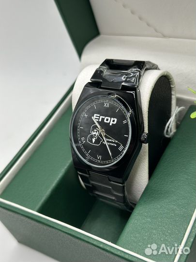 Мужские наручные часы именные с картинкой