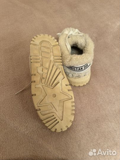 Кроссовки зимние