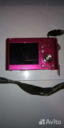 Компактный фотоаппарат