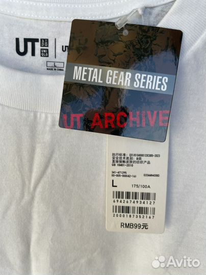 Футболка Uniqlo новая M-L Metal Gear