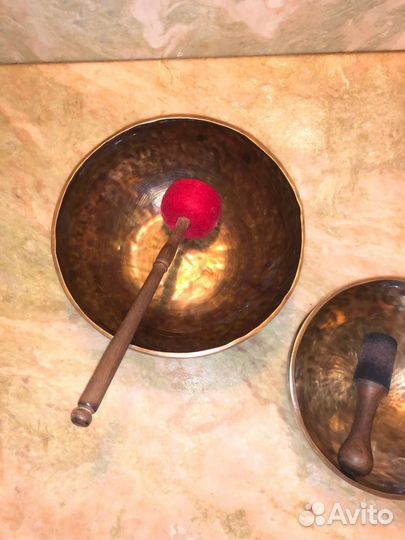 Созвучный комплект Поющих тибетских кованых чаш