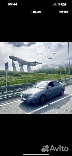 Toyota Avensis 1.8 МТ, 2002, битый, 390 000 км