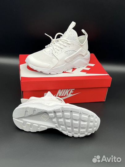 Кроссовки Nike Air huarache белые 37-41