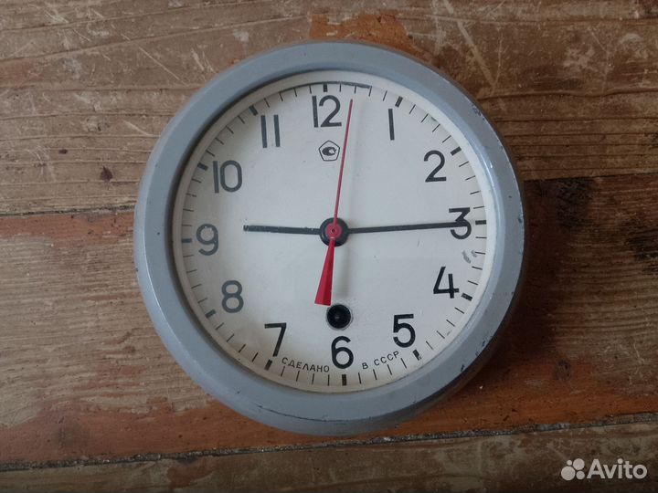 Часы корабельные антимагнитные СССР