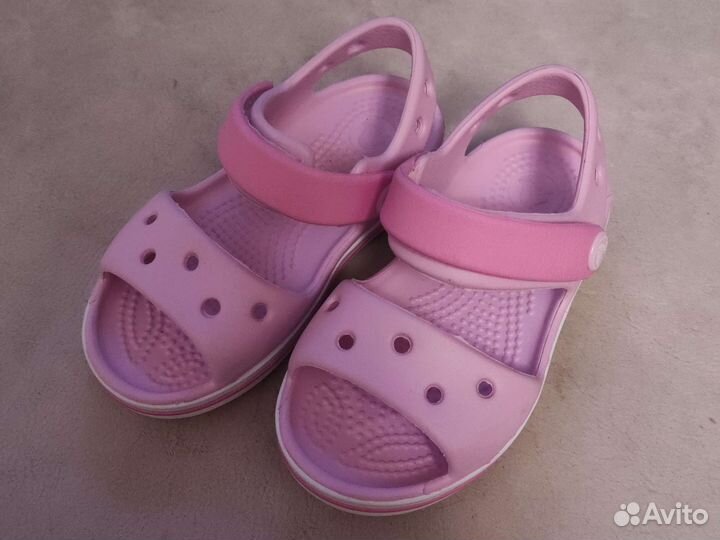 Сандалии crocs c7