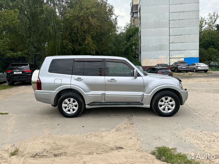 Mitsubishi Pajero 3.5 AT, 2004, 290 000 км