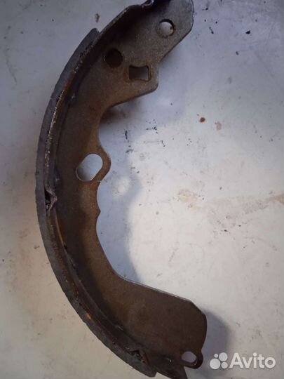 Тормозные колодки задние Mazda