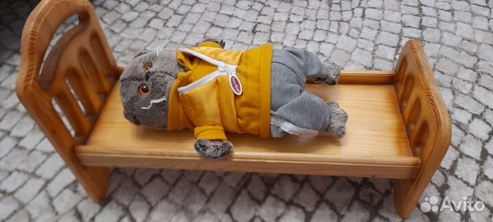 Кроватка игрушечная