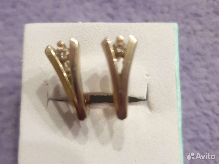 Золотые серьги с бриллиантами