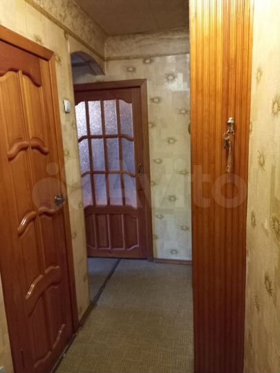 2-к. квартира, 40 м², 3/3 эт.