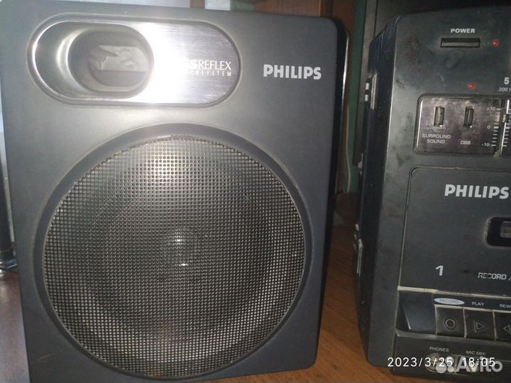 Магнитола Philips aw-7730