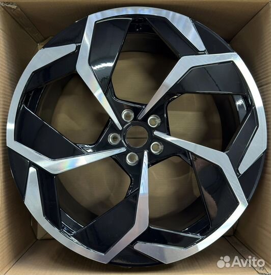 Кованые диски KAN Forged для Lotus Eletre R22