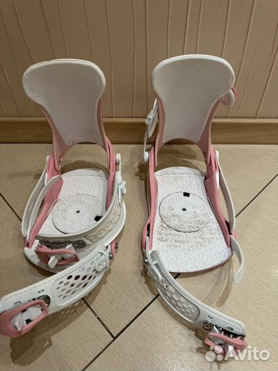 Крепления для сноуборда женские union