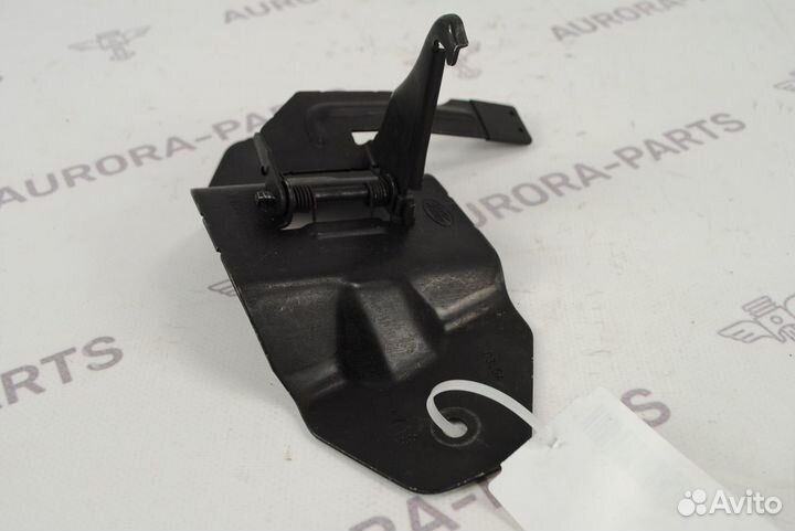 Крюк капота Discovery Sport L550 2014