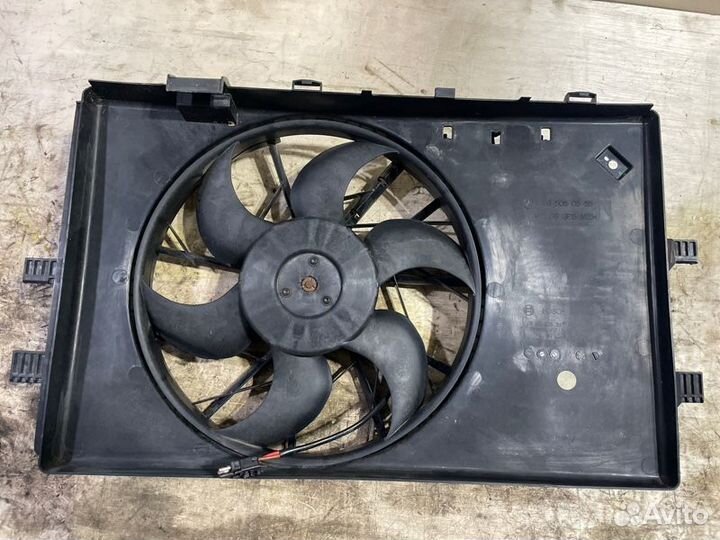 Вентилятор охлаждения радиатора Mercedes-Benz
