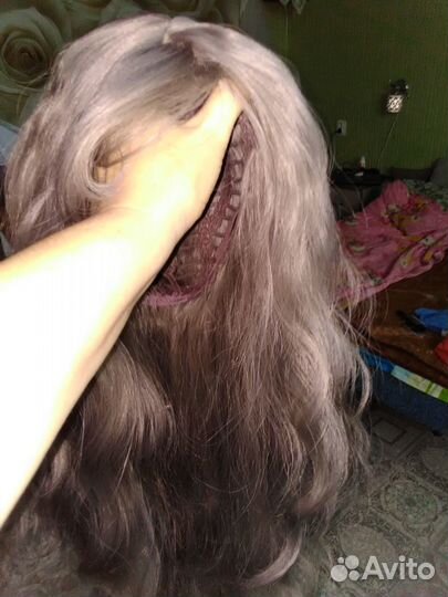 Искусственный парик