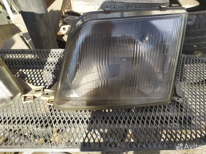 Фары toyota land cruiser