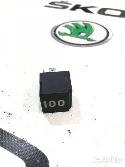 Реле Skoda Octavia A5 (1Z) 2011