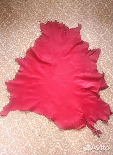 Кожа натуральная красная