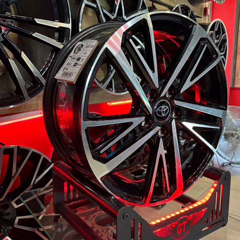 Литые диски Toyota 8×R18 5×114.3