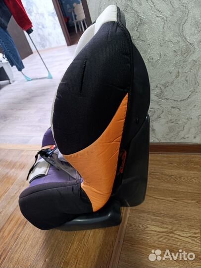 Автомобильное детское кресло