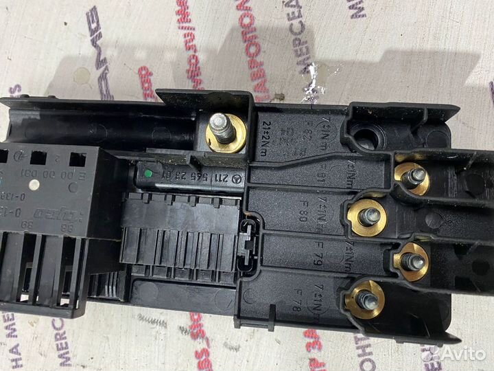 Блок предохранителей и реле w211 Mercedes