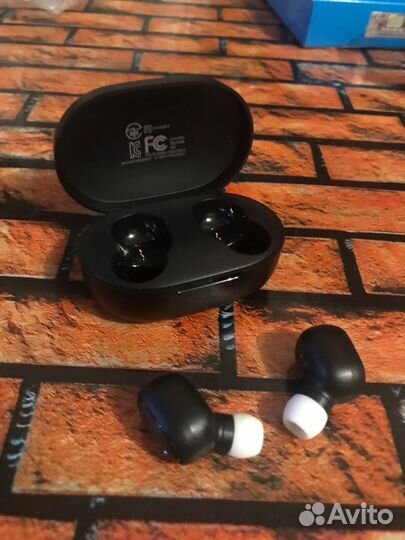 Mi True Wireless Earbuds Basic 2